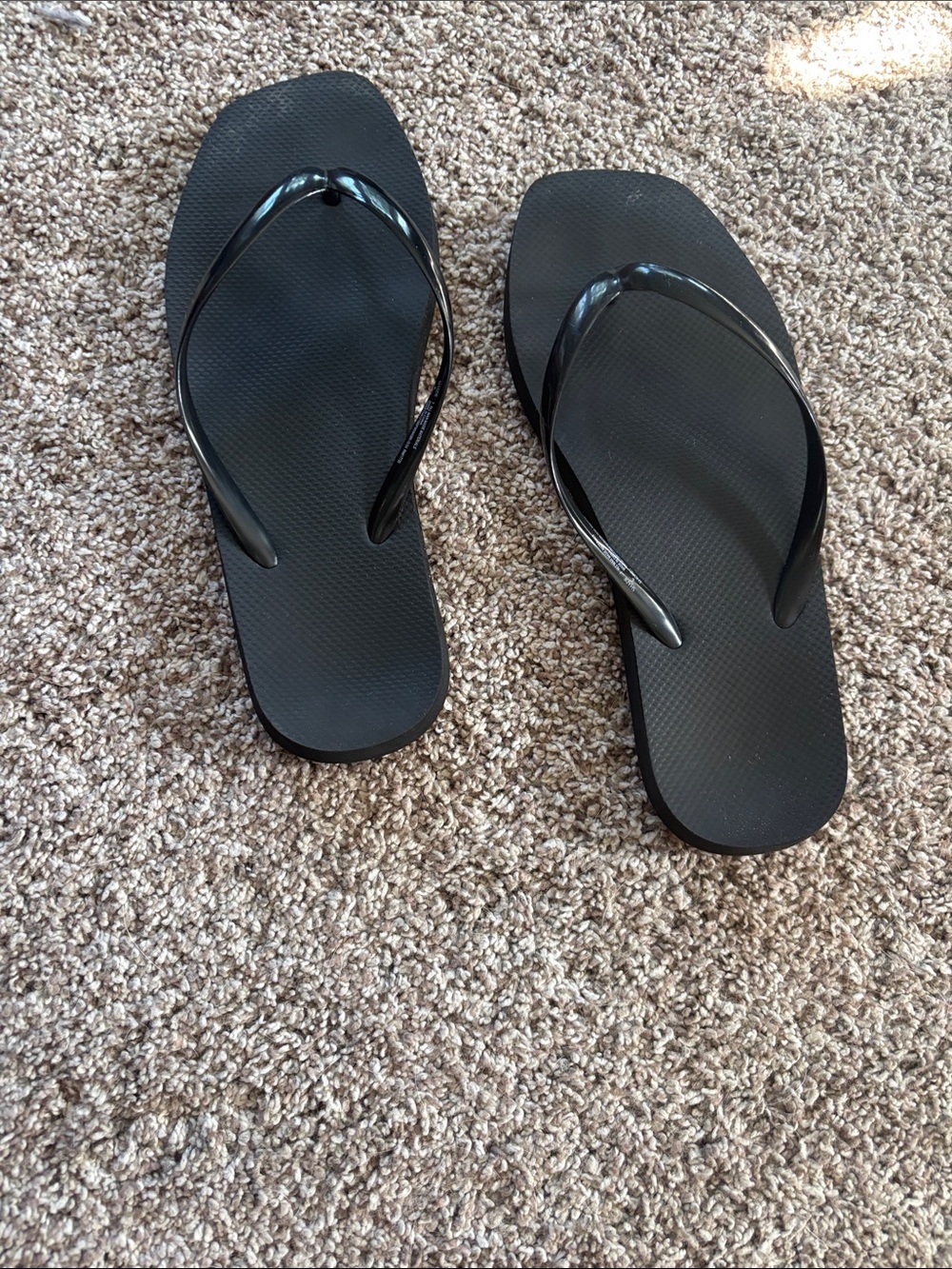 Shade & Shore Black Textured Flip Flops